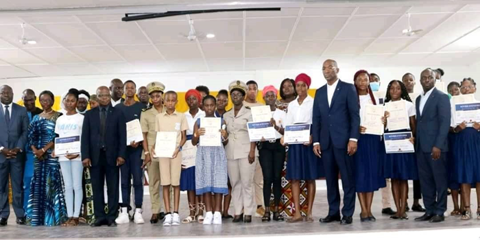 Prix d’excellence à Grand-Bassam : Le maire récompense les meilleurs élèves