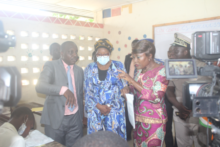 BEPC session 2022: Mariatou Koné brandit la vidéosurveillance