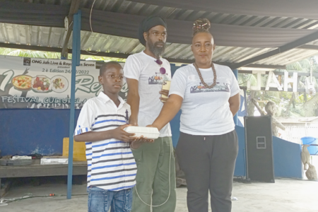 Noël 2022: 2 Ong offrent 1000 repas à Grand-Bassam