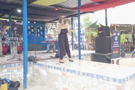 Black history month: Joan Minor enflamme l’Espace Jah Live de Grand-Bassam