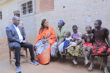 Solidarité: la ministre Dogo soutient 1000 familles démunies dans le Haut-Sassandra