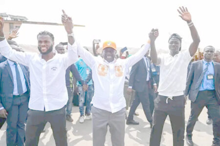 Après leur victoire à la finale de la Can TotalEnergies 2023: 2 Eléphants fils de Yopougon faits « Citoyens d’honneur » par le maire Adama Bictogo
