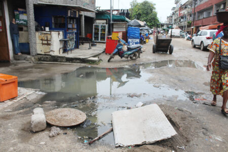 District d’Abidjan: la commune de Koumassi régulièrement menacée par les eaux de ruissèlement