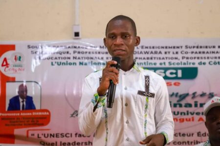 Côte d’Ivoire: l’UNESCI dénonce la non-exclusivité de l’utilisation de Tresorpay pour les inscriptions dans le secondaire