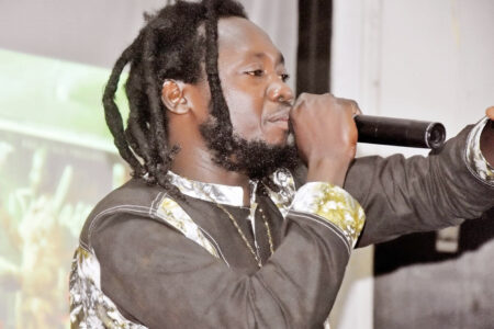 Côte d’Ivoire : le reggae man Dah Alasco se signale avec « Je suis locataire chez moi »