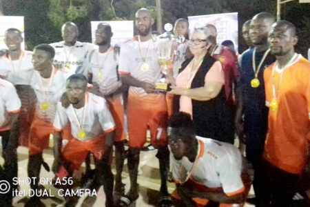 San Pedro : L’équipe de la Mairie vainqueur du trophée de la 12e édition de la coupe du 1er mai