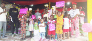 Arbre de Noël 2025 de l'Ong Jah Live.